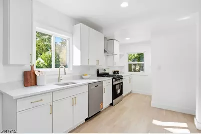 857 Livingston Rd, Elizabeth, NJ 07208 - Photo 14