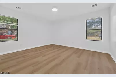 10 Daniel Ct, Lebanon, NJ 08833 - Photo 10