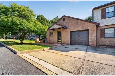 10 Daniel Ct, Lebanon, NJ 08833 - Photo 1