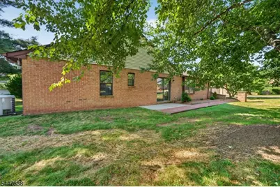 10 Daniel Ct, Lebanon, NJ 08833 - Photo 14