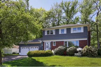 21 Saint Germain Dr, Clark Township, NJ 07066 - Photo 2