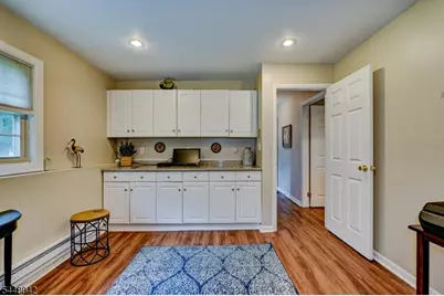 102 Tomahawk Trl, Sparta Township, NJ 07871 - Photo 20