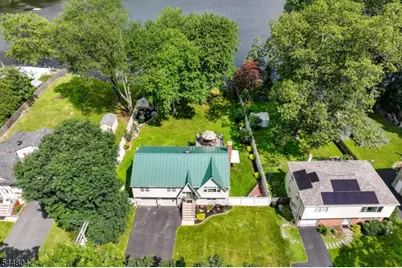 102 Tomahawk Trl, Sparta Township, NJ 07871 - Photo 32