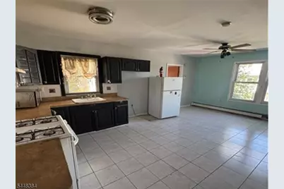 10 Olive St, Bloomfield, NJ 07003 - Photo 8