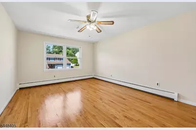 44 Leonhard Dr, Haledon, NJ 07508 - Photo 32