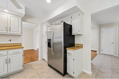 44 Leonhard Dr, Haledon, NJ 07508 - Photo 14