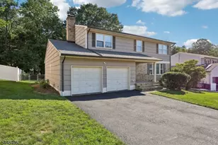 44 Leonhard Dr, Haledon, NJ 07508 - Photo 2