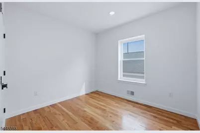 54 Pennsylvania Ave, Newark, NJ 07114 - Photo 18