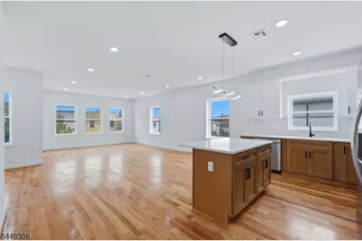 54 Pennsylvania Ave, Newark, NJ 07114 - Photo 4