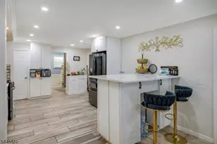981 Carnegie Ave, Plainfield, NJ 07060 - Photo 8