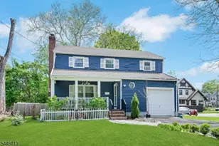 981 Carnegie Ave, Plainfield, NJ 07060 - Photo 2