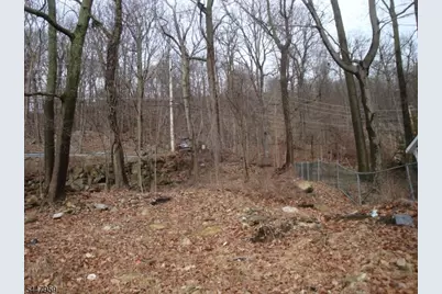 207 Hudson Ave, Hopatcong, NJ 07843 - Photo 8