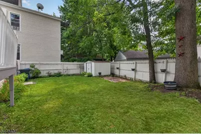 139 Headley Ter, Irvington, NJ 07111 - Photo 32