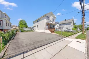167 Manning Ave, North Plainfield, NJ 07060 - Photo 2