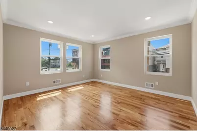 434 S 10th St, Newark, NJ 07103 - Photo 16