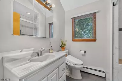 181 Livingston St, Clifton, NJ 07013 - Photo 36