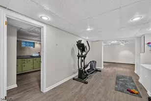 181 Livingston St, Clifton, NJ 07013 - Photo 40