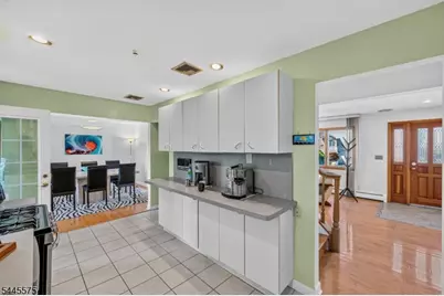 181 Livingston St, Clifton, NJ 07013 - Photo 12