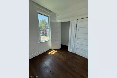 410 Chadwick Ave, Newark, NJ 07112 - Photo 4