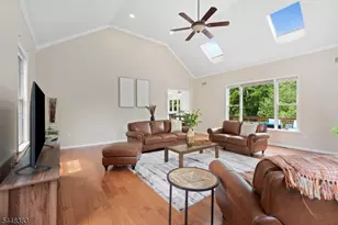 93 Hills Dr, Montgomery Township, NJ 08502 - Photo 18