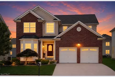 8 Hopkinson Ln, Franklin Township, NJ 08873 - Photo 1