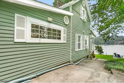 209 Hudson Ave, Hopatcong, NJ 07843 - Photo 30