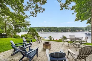 209 Hudson Ave, Hopatcong, NJ 07843 - Photo 4