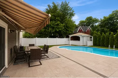 16 Adrian St, Pompton Lakes, NJ 07442 - Photo 32