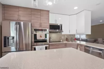 16 Adrian St, Pompton Lakes, NJ 07442 - Photo 16