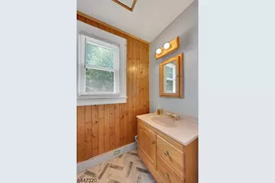 434 E 3rd Ave, Roselle, NJ 07203 - Photo 16