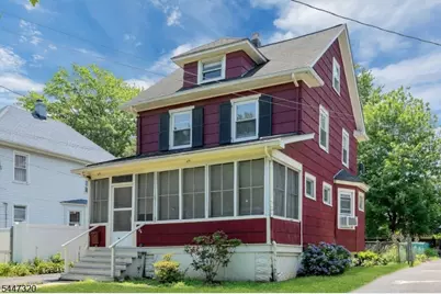 434 E 3rd Ave, Roselle, NJ 07203 - Photo 2