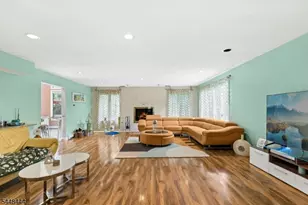40 Vista Dr, Marlboro Township, NJ 07751 - Photo 8