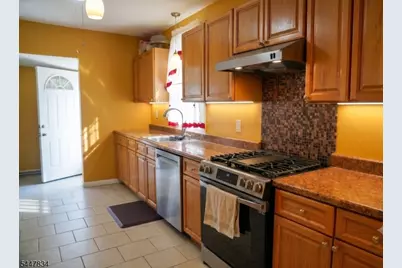 264 Sherman St, Passaic, NJ 07055 - Photo 12