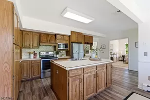 112 Grouser Rd, Franklin Township, NJ 08873 - Photo 6