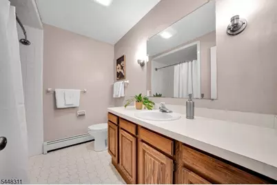 5 Fieldstone Dr, Clinton Township, NJ 08833 - Photo 18