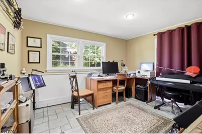 17 Edgewood Ave N, West Orange Township, NJ 07052 - Photo 18