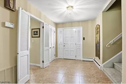 17 Edgewood Ave N, West Orange Township, NJ 07052 - Photo 4