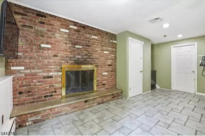 17 Edgewood Ave N, West Orange Township, NJ 07052 - Photo 16