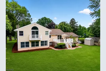 5 Grouse Rd, Hillsborough Township, NJ 08844 - Photo 4
