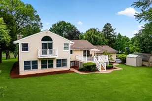 5 Grouse Rd, Hillsborough Township, NJ 08844 - Photo 4