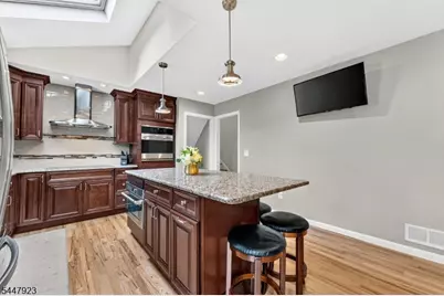 5 Grouse Rd, Hillsborough Township, NJ 08844 - Photo 10