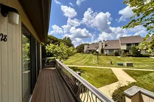28 Spencer St, Franklin Township, NJ 08873 - Photo 2