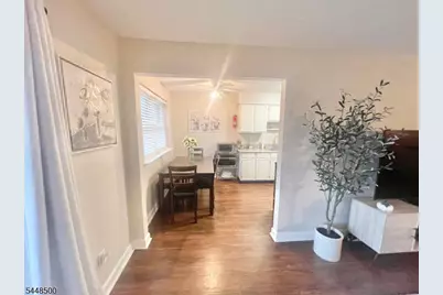 614 Sharon Garden Ct, Woodbridge Township, NJ 07095 - Photo 4