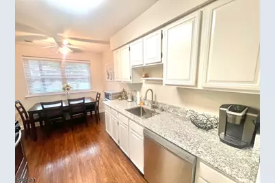 614 Sharon Garden Ct, Woodbridge Township, NJ 07095 - Photo 6