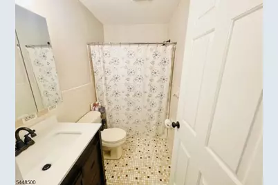614 Sharon Garden Ct, Woodbridge Township, NJ 07095 - Photo 10