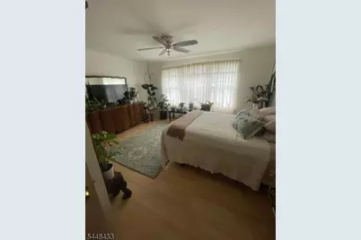 93 Perez Dr, Newark, NJ 07103 - Photo 8