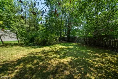 109 Leamoor Dr, Parsippany, NJ 07054 - Photo 22