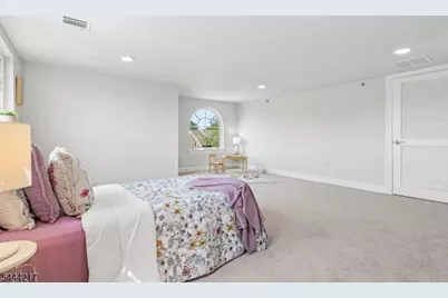 1366 Genovese Ln, Rahway, NJ 07065 - Photo 24