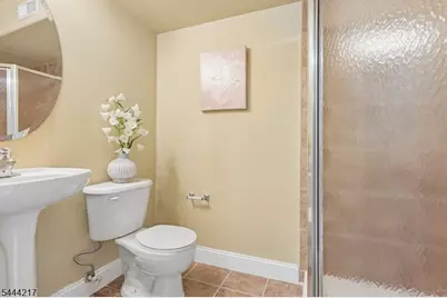 1366 Genovese Ln, Rahway, NJ 07065 - Photo 30