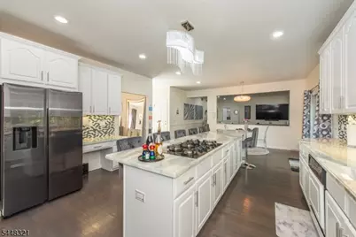 11 Rosewood Ln, Denville, NJ 07834 - Photo 8